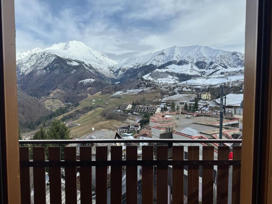 Suite Panoramica Casa Vacanza Di Alex G Oltre il Colle Bagian luar foto